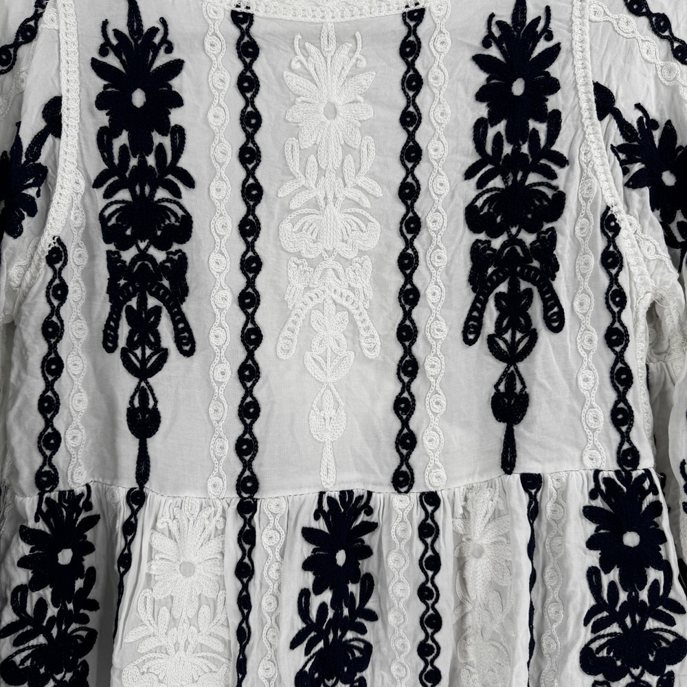 Kindred Bohemian Embroidered Babydoll Peasant Top Women's M White Hippie Retro - Picture 3 of 9
